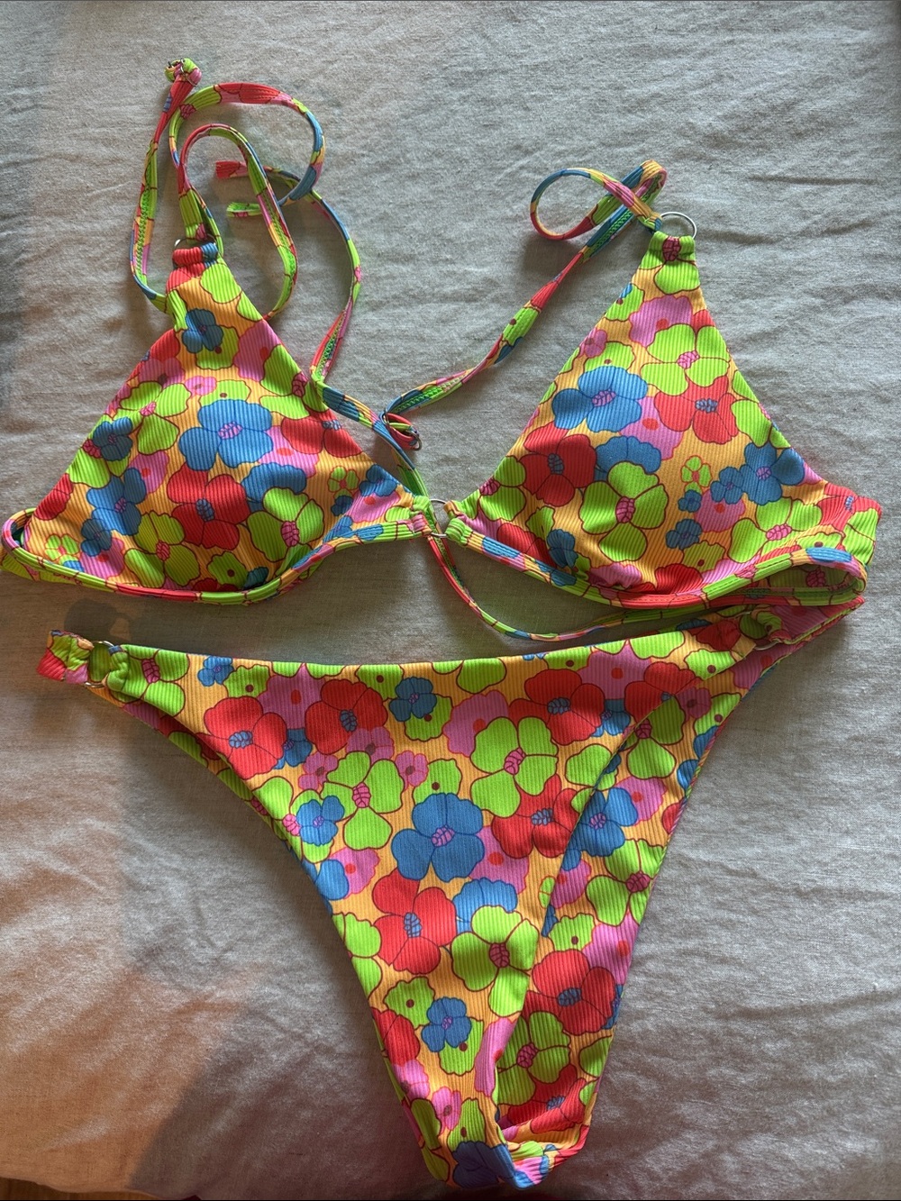 Assorted Women's Bikini Set Lot - Floral, Paisley & Neon Prints - Picture 2 of 5